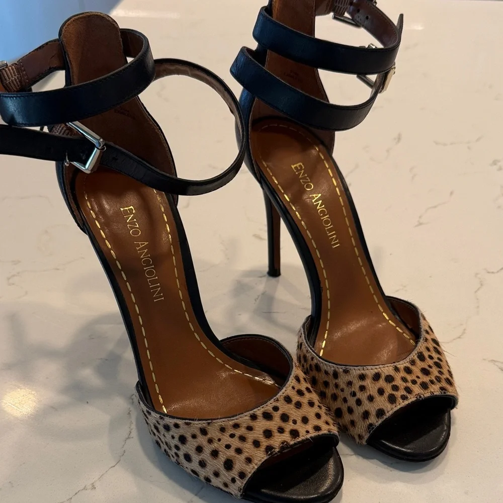 Enzo Angiolini Black and Tan Heels